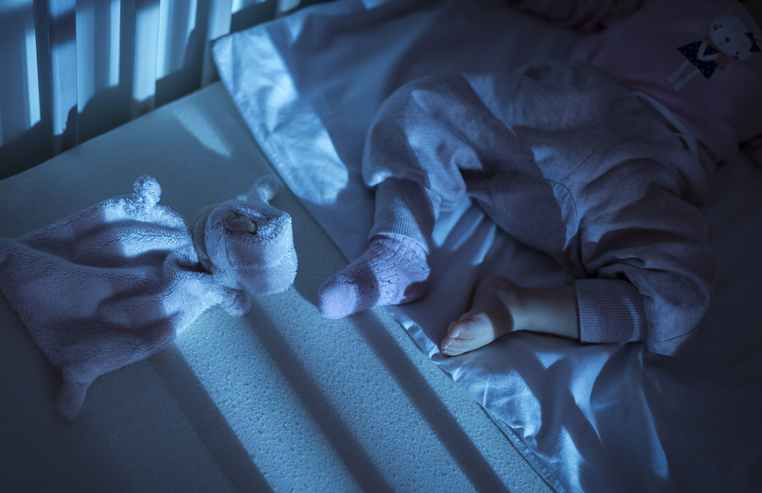 Kenapa Anak Saya Lebih Suka Tidur dalam Bilik Gelap?